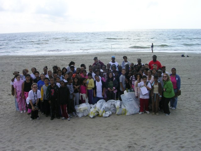 Sixth-graders after beach clean-up, Fall 2006.  Justin Zemser's in the gray t-shirt in front row.